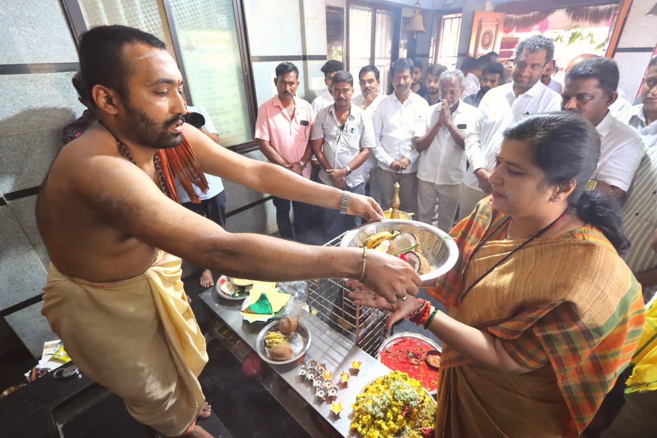 ಜಿಲ್ಲೆಯಲ್ಲಿ ಮಲ್ಟಿ ಸ್ಪೆಷಾಲಿಟಿ ಆಸ್ಪತ್ರೆ ಮಾಡೇ ಮಾಡುತ್ತೇನೆ: ಡಾ.ಅಂಜಲಿ ಭರವಸೆ