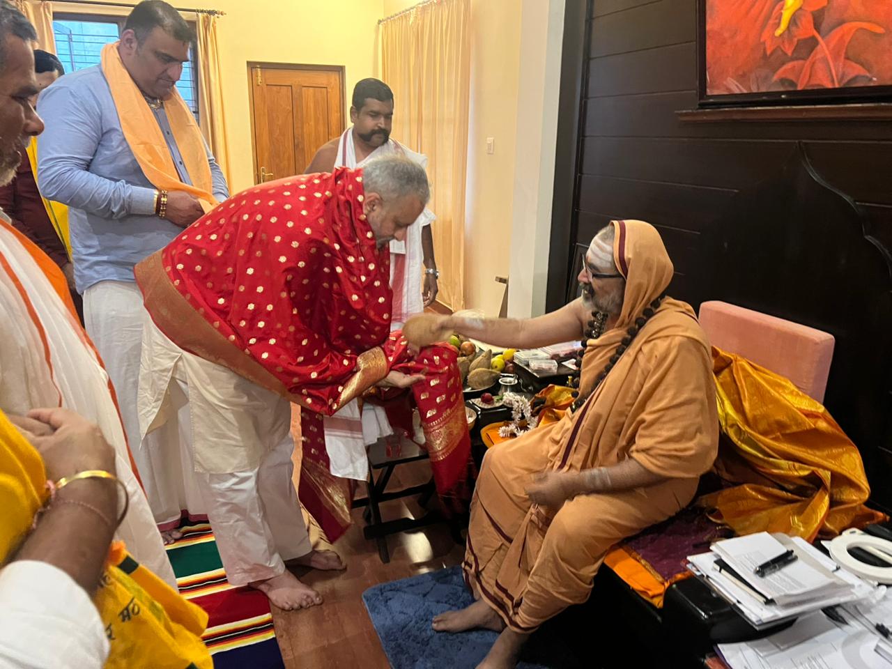 ಚಿತ್ರಾಪುರ ಮಠಕ್ಕೆ ಭೇಟಿ ನೀಡಿದ ಉತ್ತರ ಕನ್ನಡ  ಕ್ಷೇತ್ರದ ಸಂಸದ ವಿಶ್ವೇಶ್ವರ ಹೆಗಡೆ ಕಾಗೇರಿ