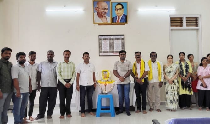 ಬ್ರಹ್ಮಶ್ರೀನಾರಾಯಣ ಗುರುಗಳ ತತ್ವಾದರ್ಶಗಳನ್ನು ನಾವೆಲ್ಲರೂ ಪಾಲಿಸುವಂತಾಗಬೇಕು : ತಹಸಿಲ್ದಾರ್ ನಾಗೇಂದ್ರ ಕೋಳಶೆಟ್ಟಿ