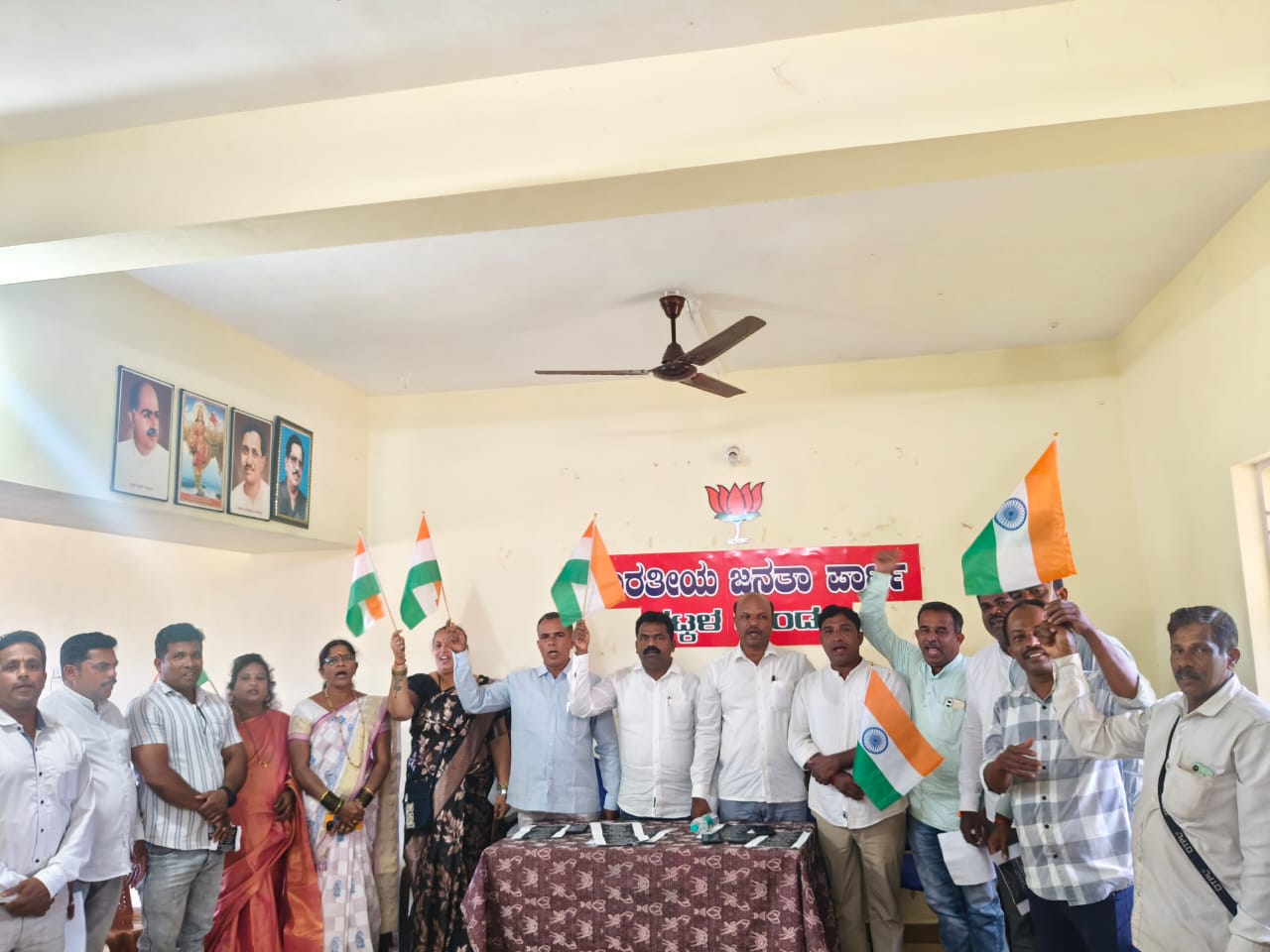 ವಂದೇ ಮಾತರಂ ಗೀತೆಯ 150ನೇ ವರ್ಷದ ವಾರ್ಷಿಕೋತ್ಸವ ಆಚರಿಸಿದ ಭಟ್ಕಳ ಬಿಜೆಪಿ ಮಂಡಲ