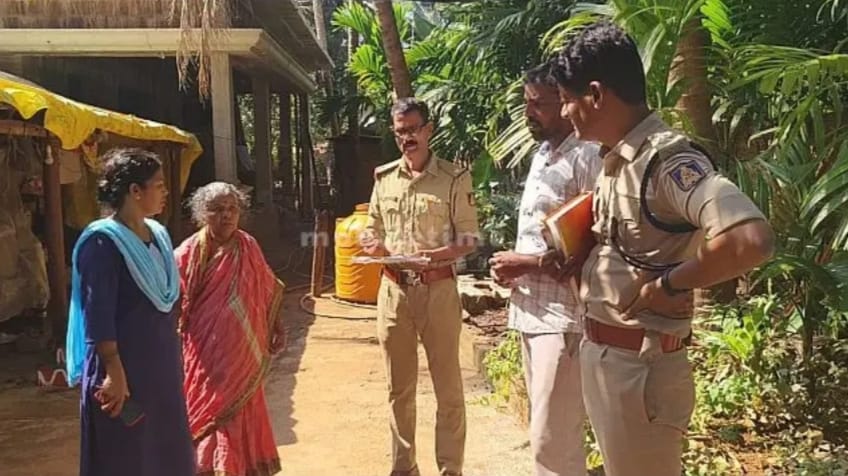 ಭಟ್ಕಳದಲ್ಲಿ ಕೊರಿಯರ್ ಸಿಬ್ಬಂದಿ ವೇಷದಲ್ಲಿ ಬಂದು ಸರಗಳ್ಳತನ